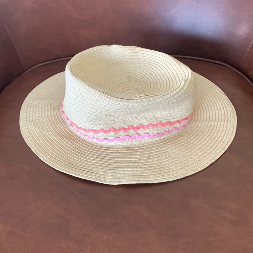 Old Navy Girl’s Floppy Straw Hat